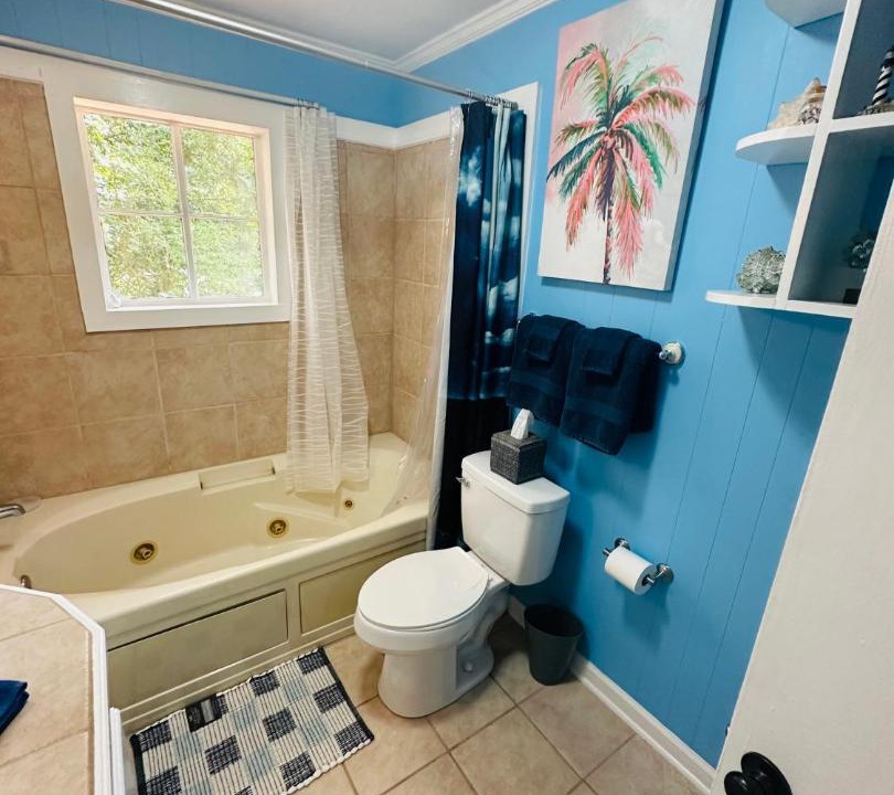 Photo of Bathroom in Laurel
