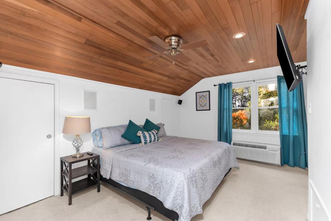 Photo of Bedroom in Augusta