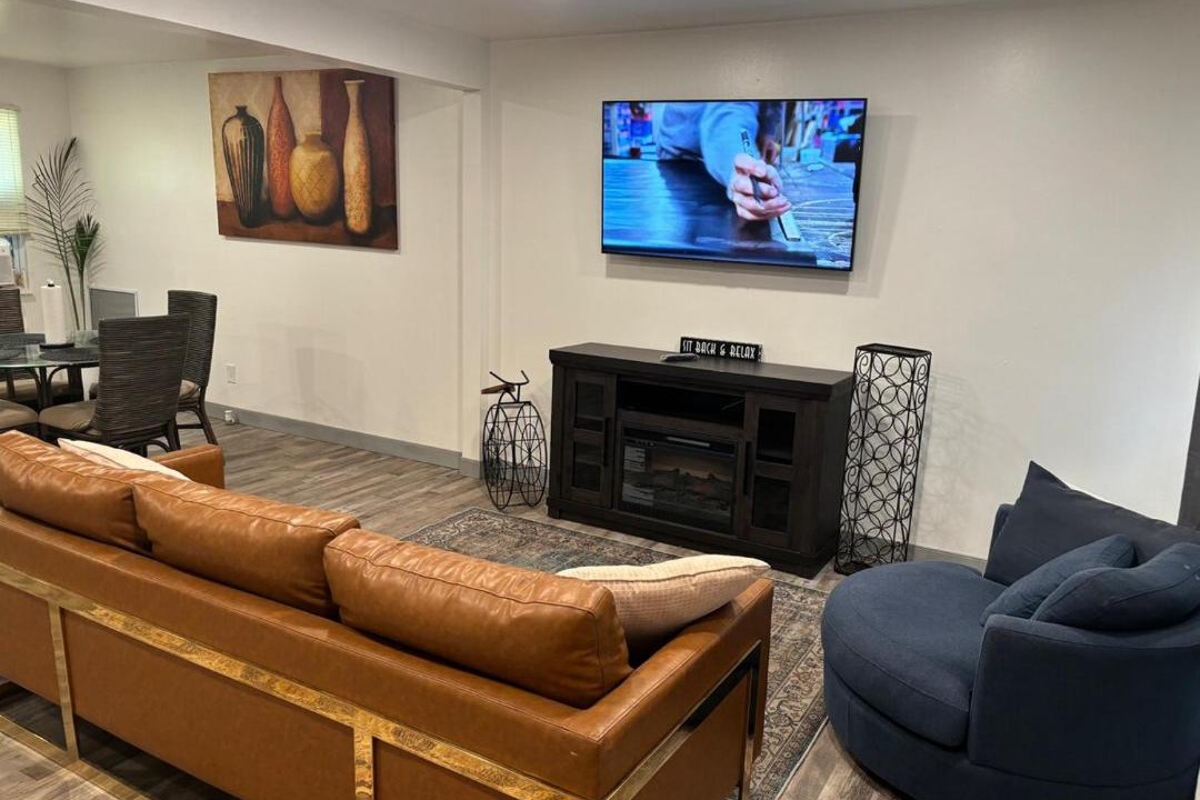 Photo of Livingroom in Northside