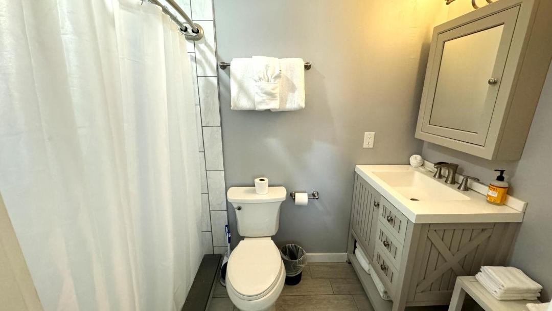 Photo of Bathroom in South Island