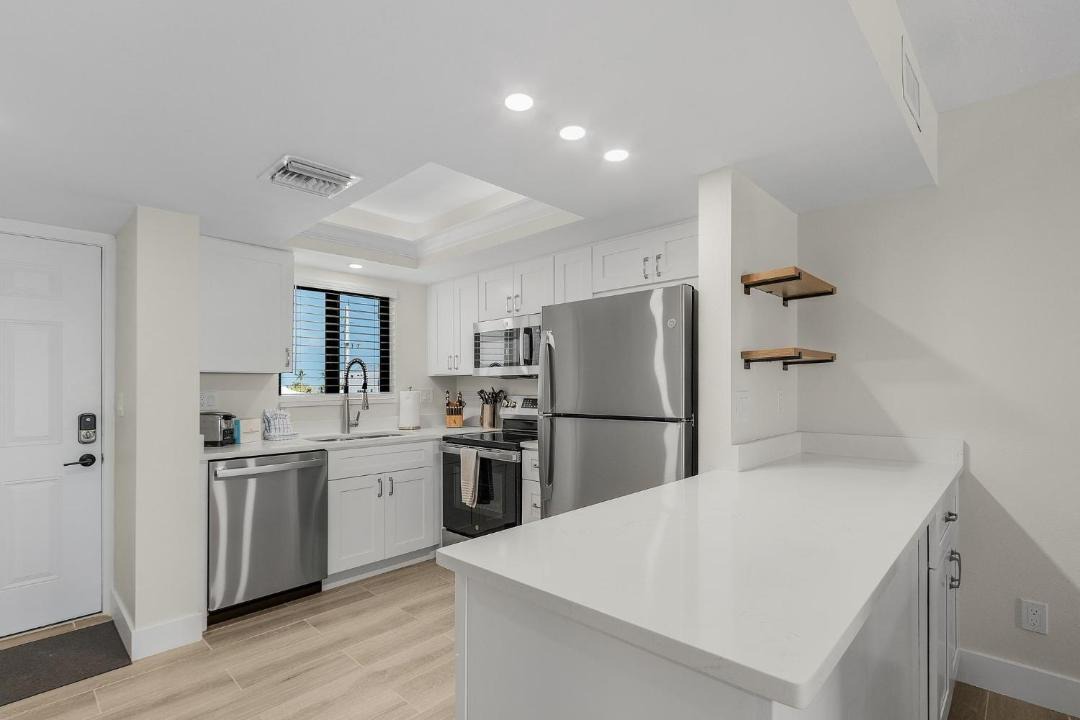 Photo of Kitchen in Mid Island