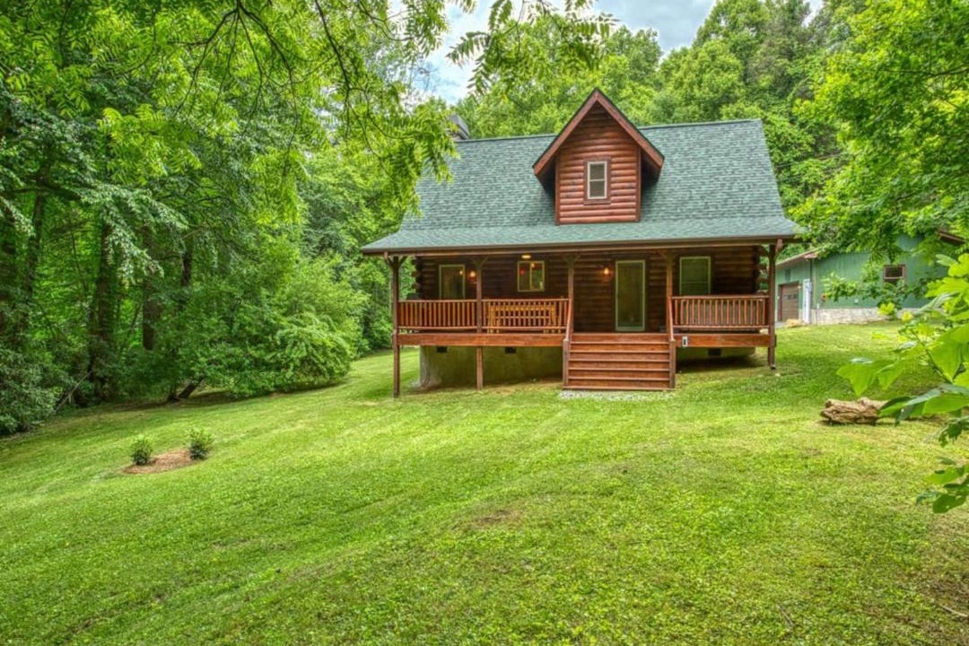 Photo of Others in Maggie Valley