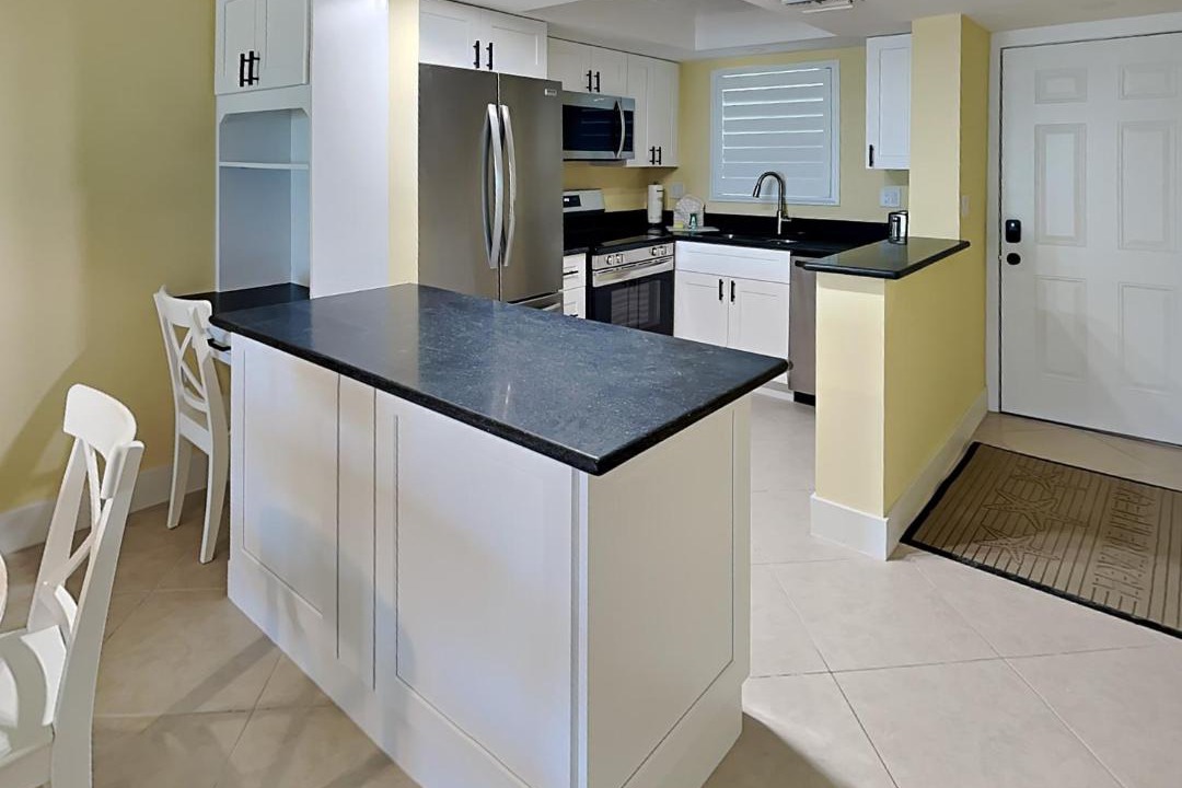 Photo of Kitchen in Mid Island