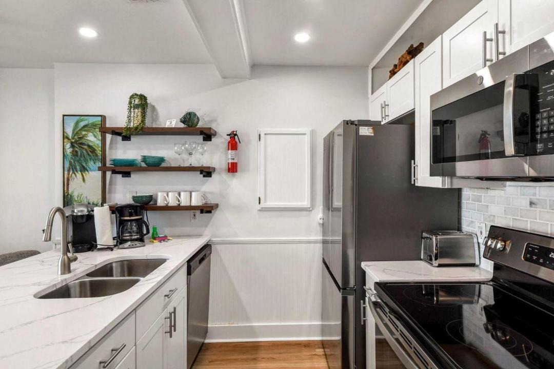 Photo of Kitchen in Jekyll Island