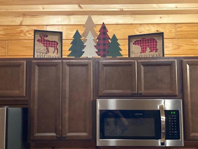 Photo of Kitchen in White Oak Lodge