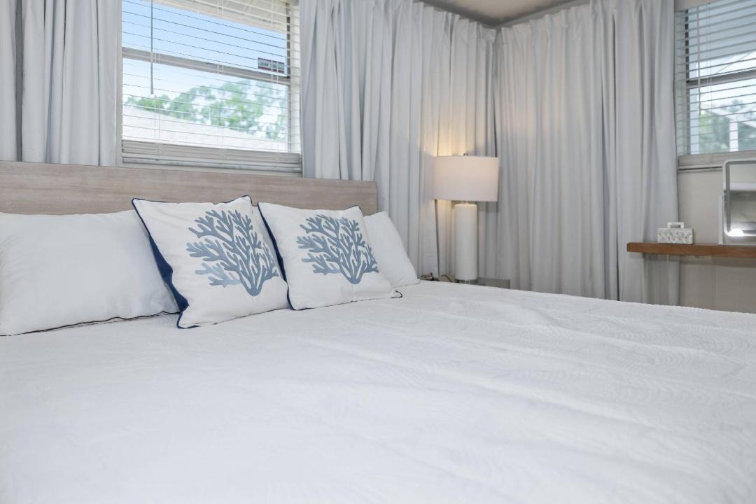 Photo of Bedroom in Embassy Hills