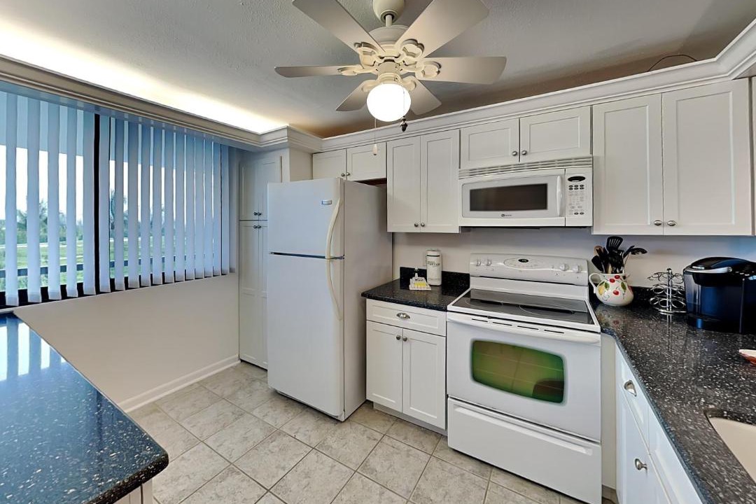 Photo of Kitchen in South Island