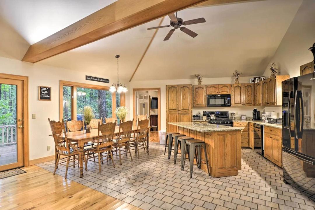 Photo of Kitchen in Rising Fawn