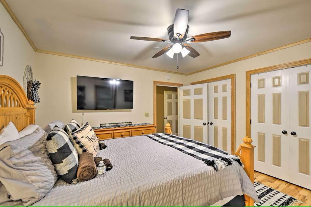 Photo of Bedroom in Rising Fawn