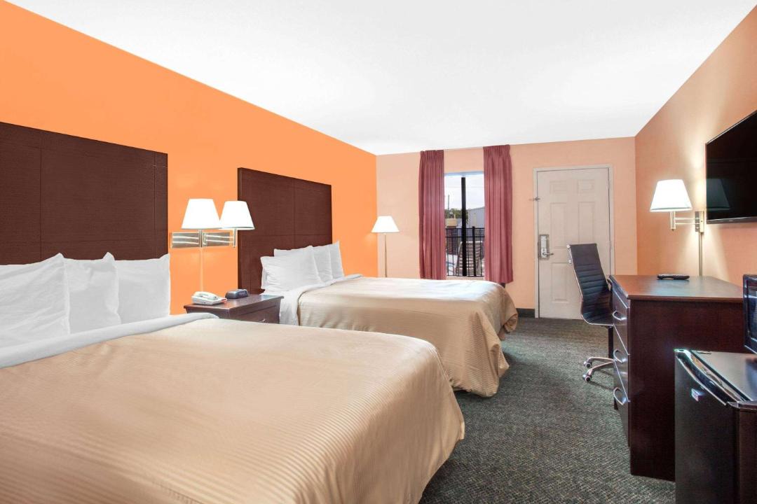 Photo of Bedroom in Moulton