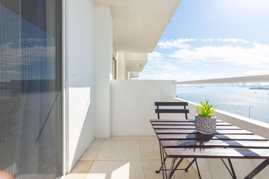 Photo of Patio Balcony in North Bay Village