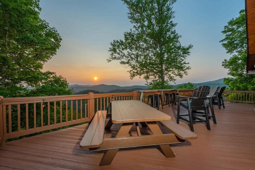 Photo of Patio Balcony in Wolf Laurel