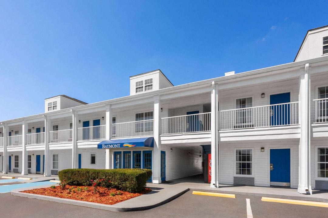 Photo of Buildings in Dock Junction