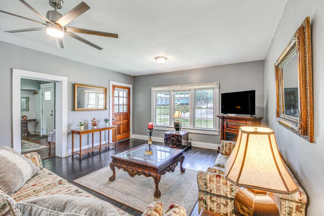 Photo of Livingroom in Winchester