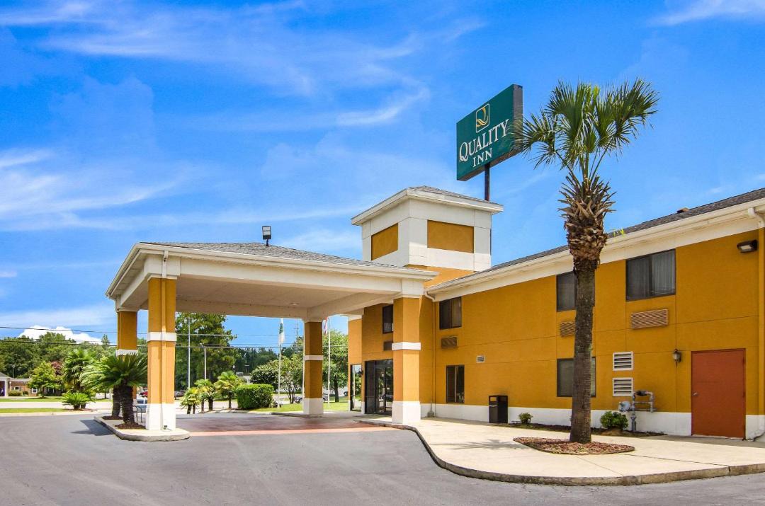 Photo of Buildings in Saraland