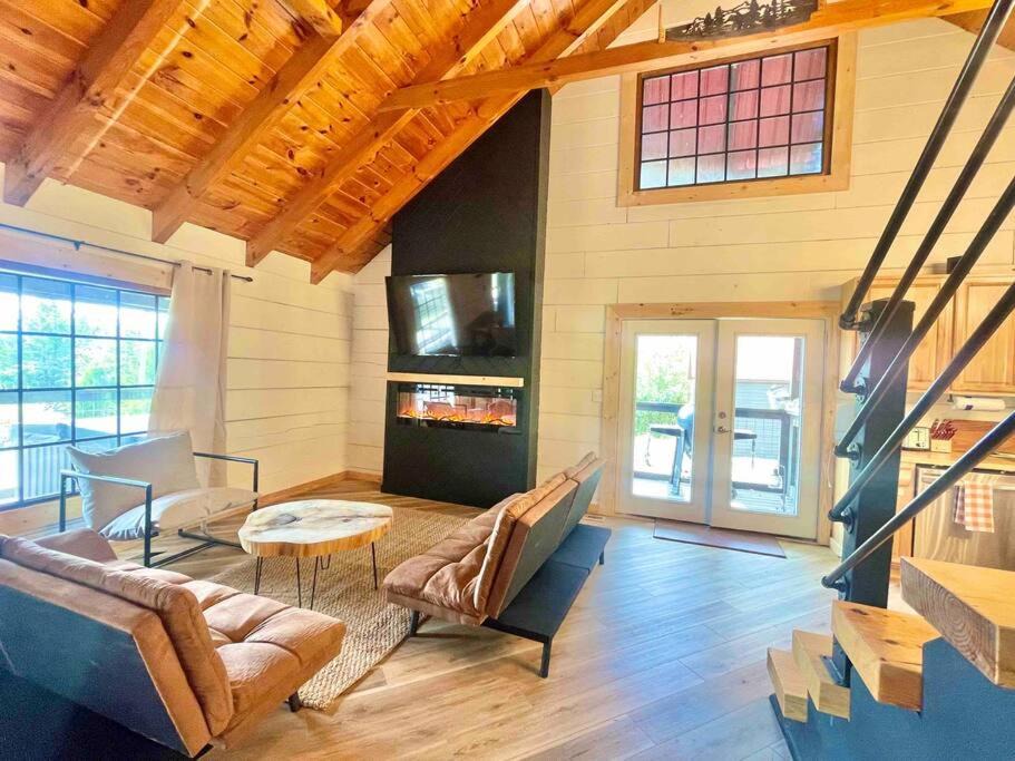 Photo of Livingroom in Sevierville