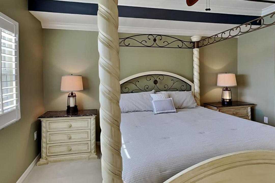 Photo of Bedroom in South Island