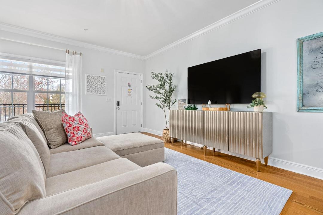 Photo of Livingroom in Auburn