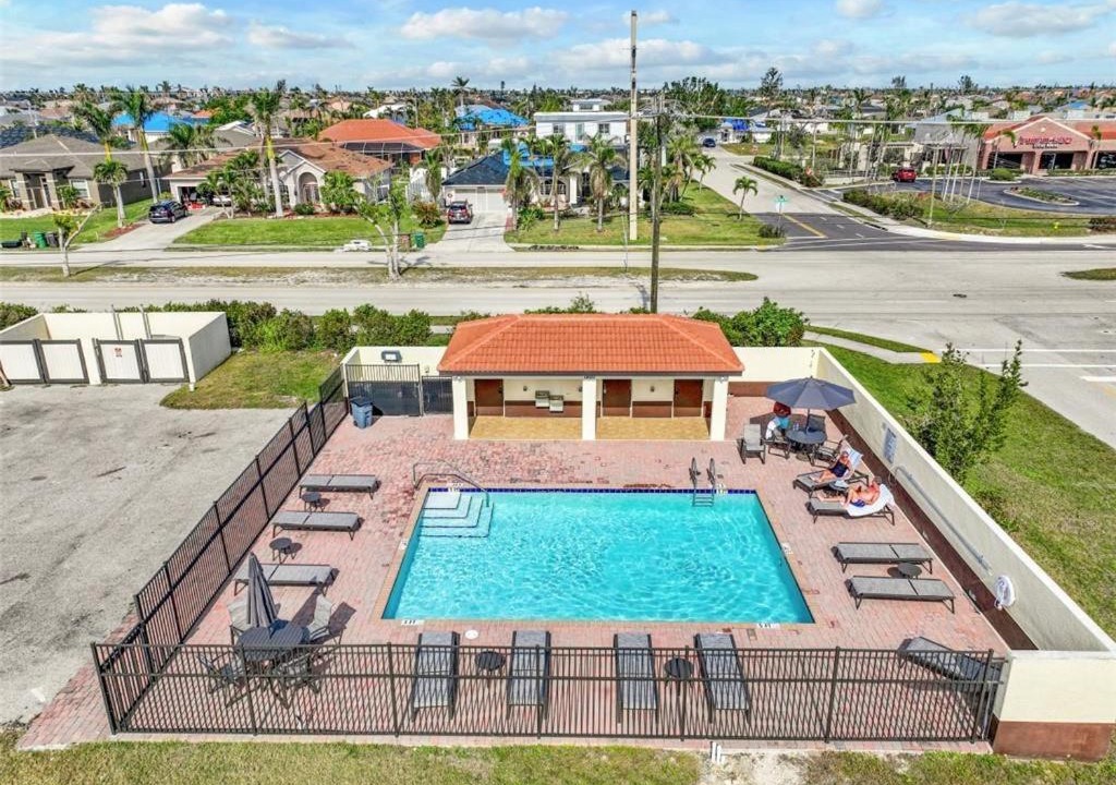 Photo of Outdoor in Pelican