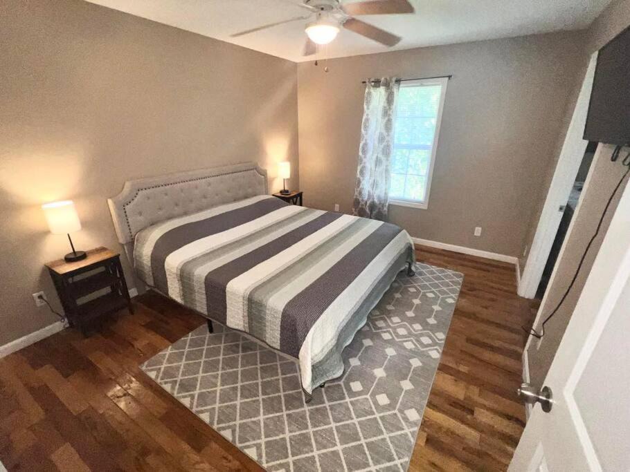 Photo of Bedroom in Guntersville