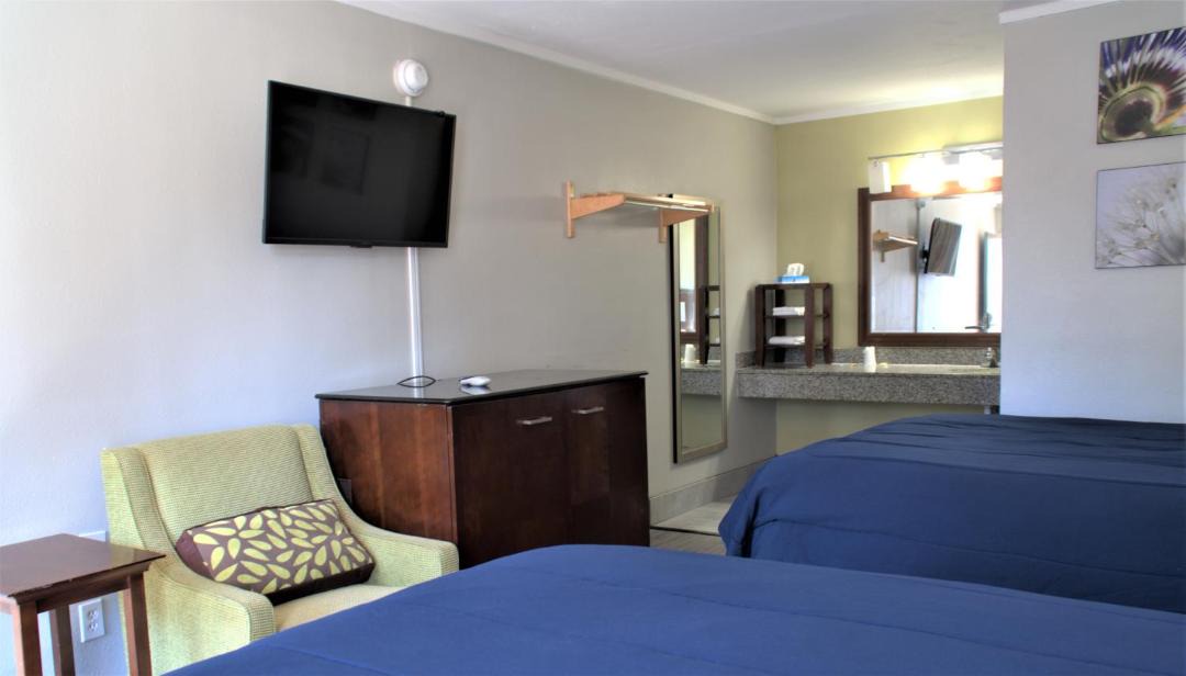 Photo of Bedroom in Daphne