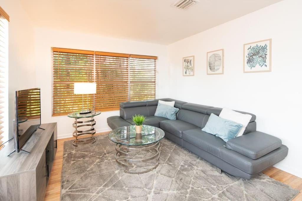 Photo of Livingroom in Miami Shores