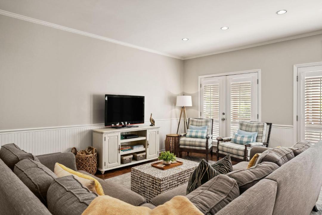 Photo of Livingroom in King City