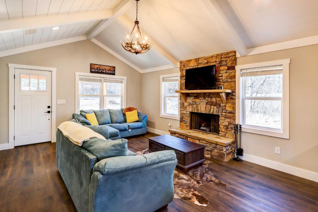 Photo of Livingroom in Ellijay