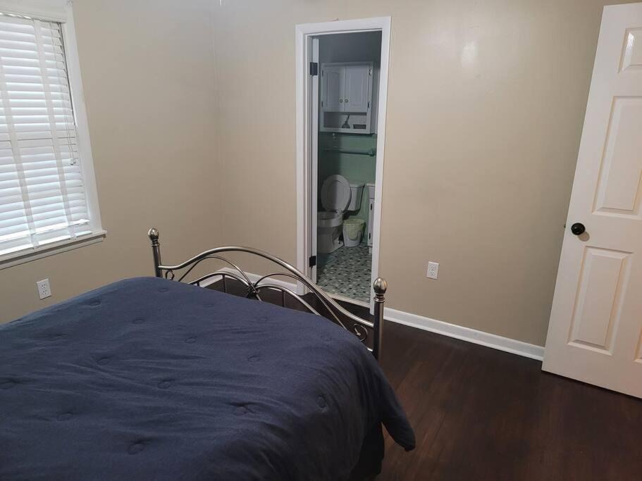 Photo of Bedroom in Guntersville
