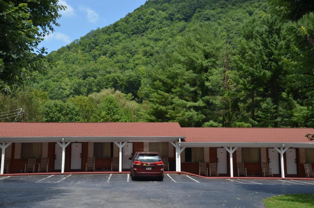 Photo of Others in Maggie Valley