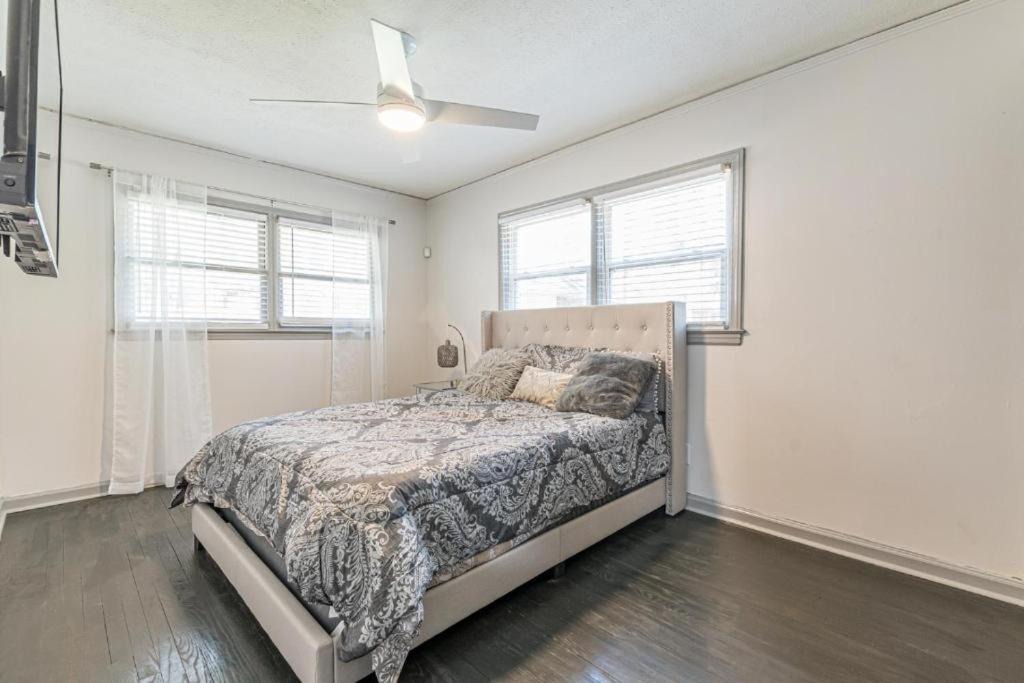 Photo of Bedroom in East Point
