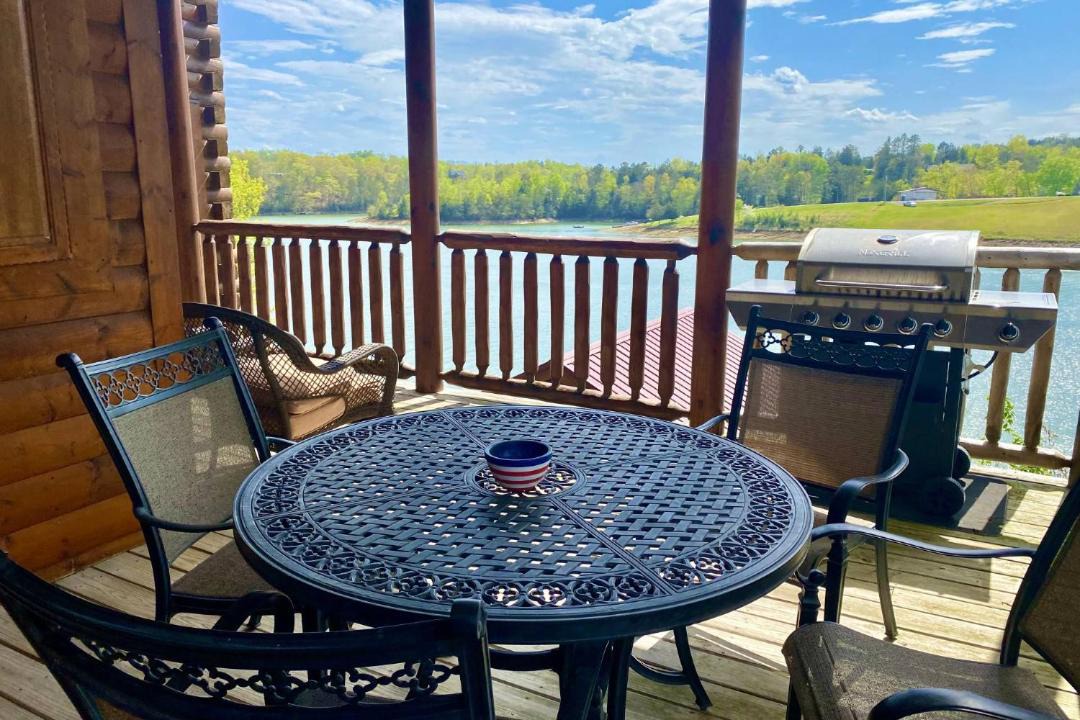 Photo of Patio Balcony in Sevierville