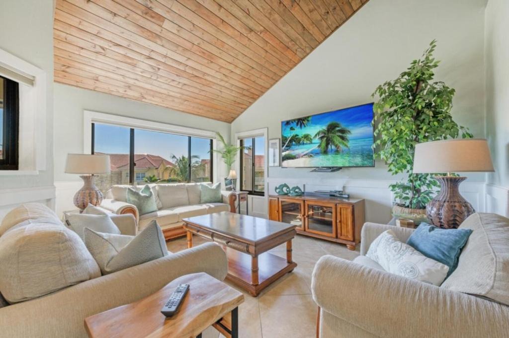 Photo of Livingroom in South Island