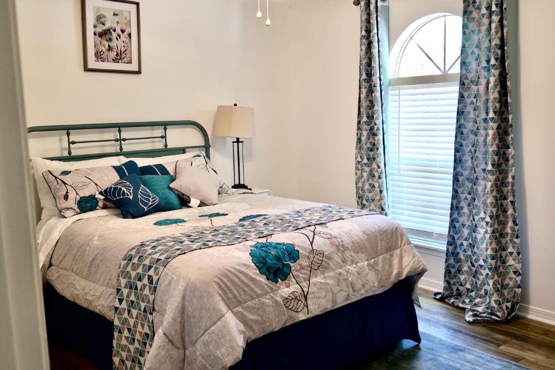 Photo of Bedroom in Mobile