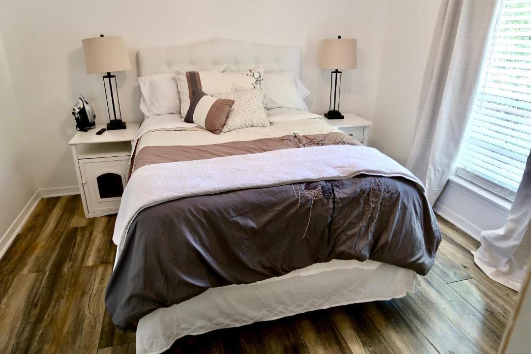 Photo of Bedroom in Mobile