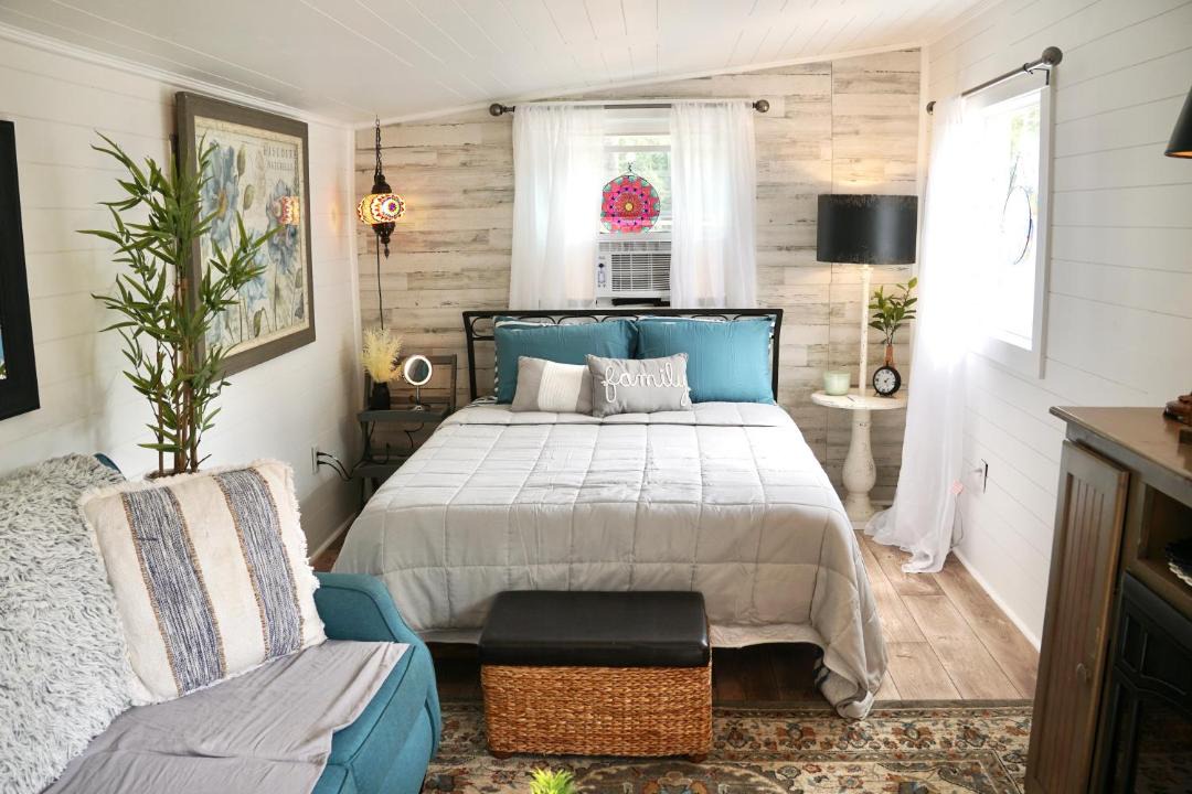 Photo of Bedroom in Rogersville