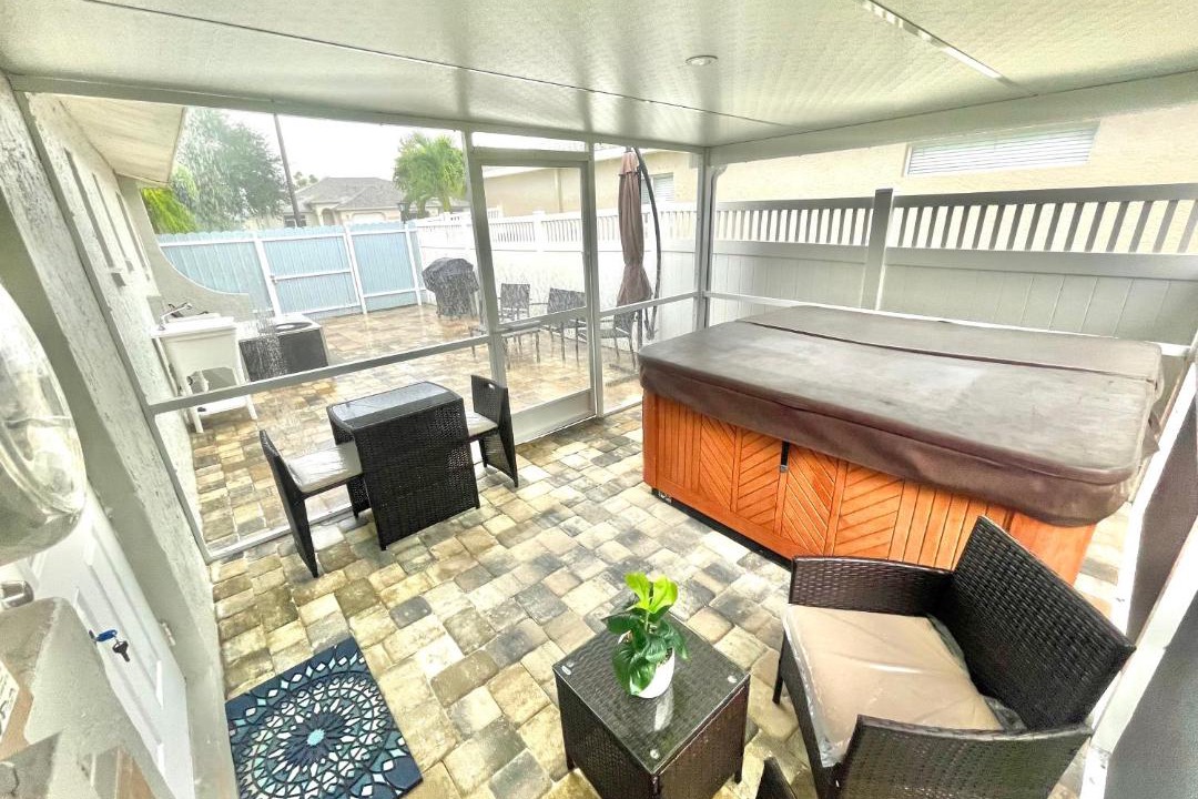 Photo of Livingroom in Caloosahatchee