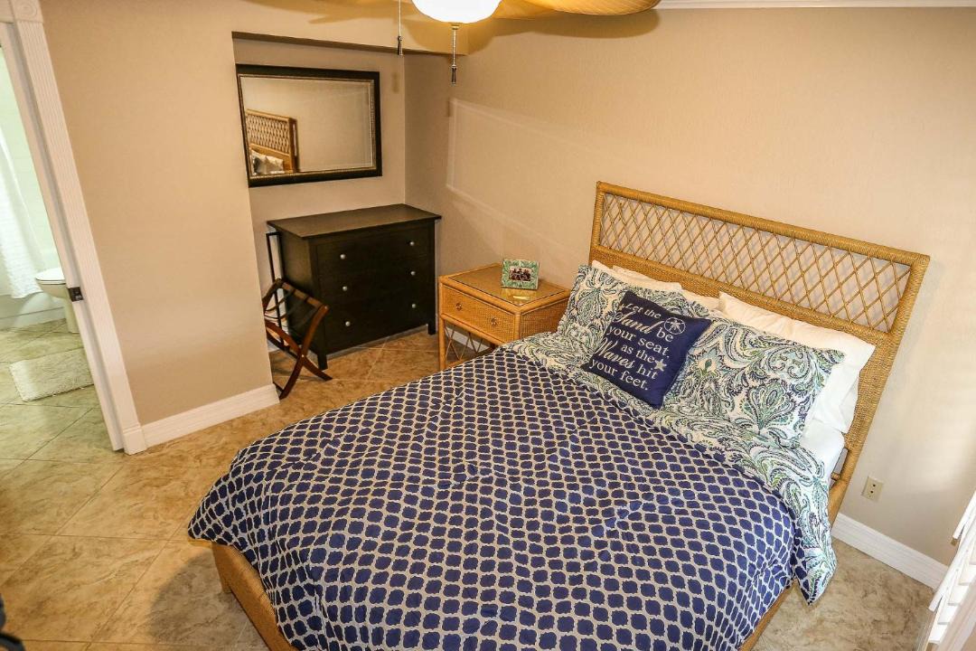 Photo of Bedroom in Mid Island