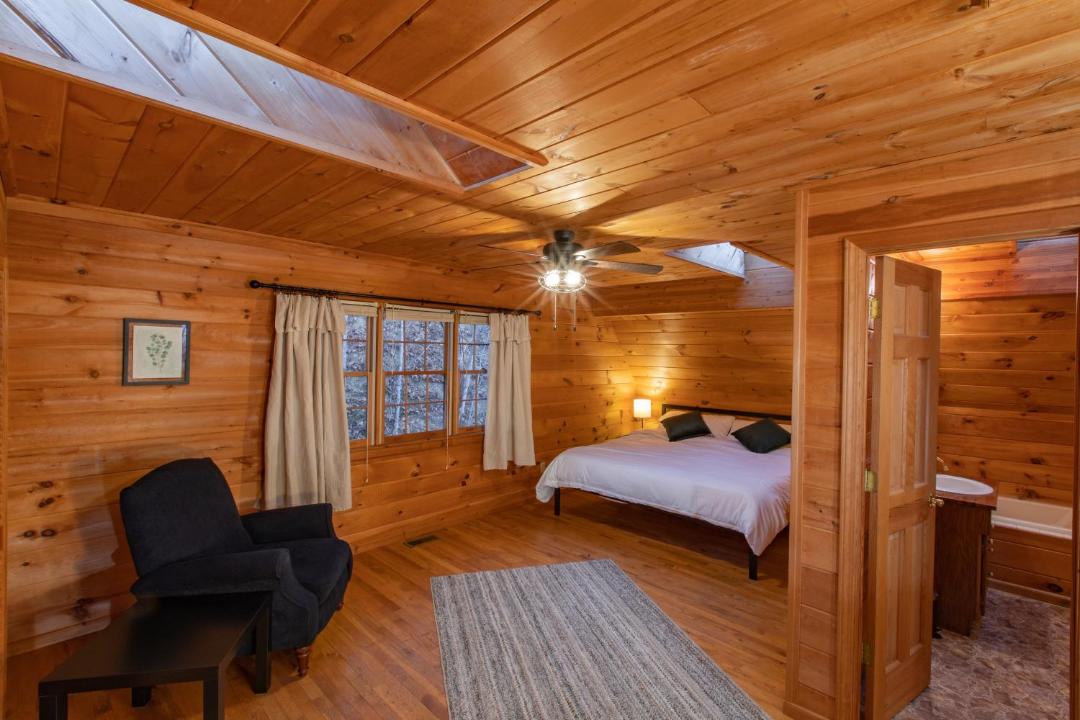 Photo of Bedroom in Mars Hill