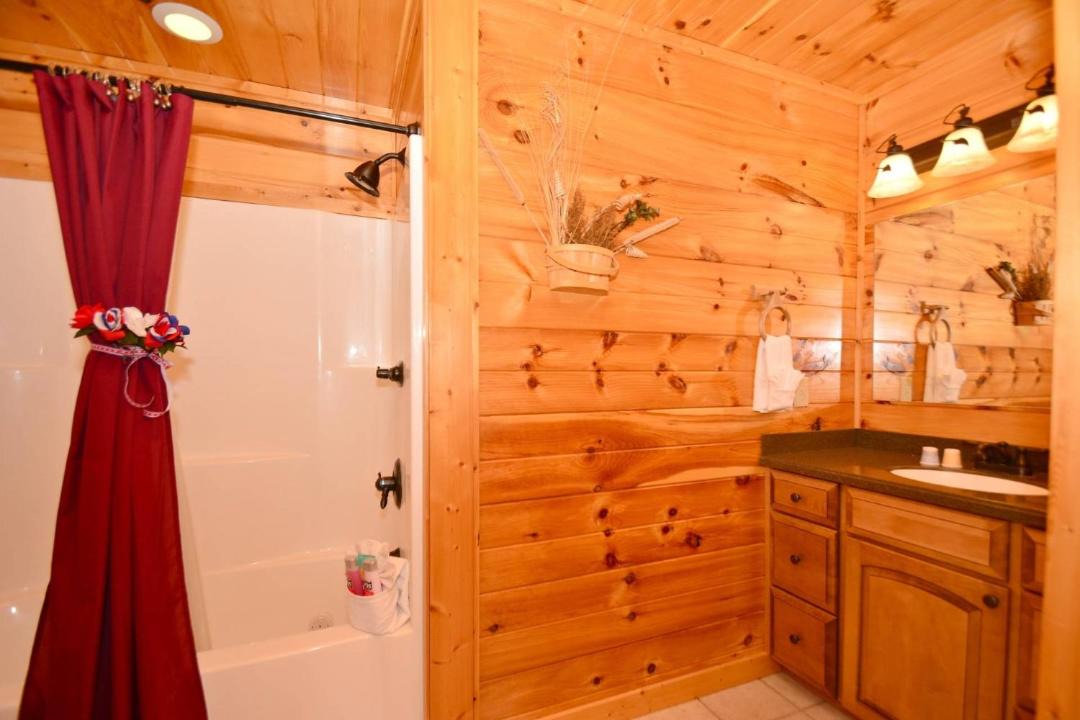 Photo of Bathroom in Sevierville