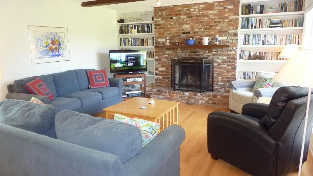 Photo of Livingroom in Jekyll Island
