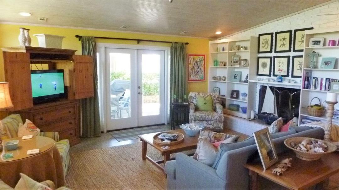 Photo of Livingroom in Jekyll Island