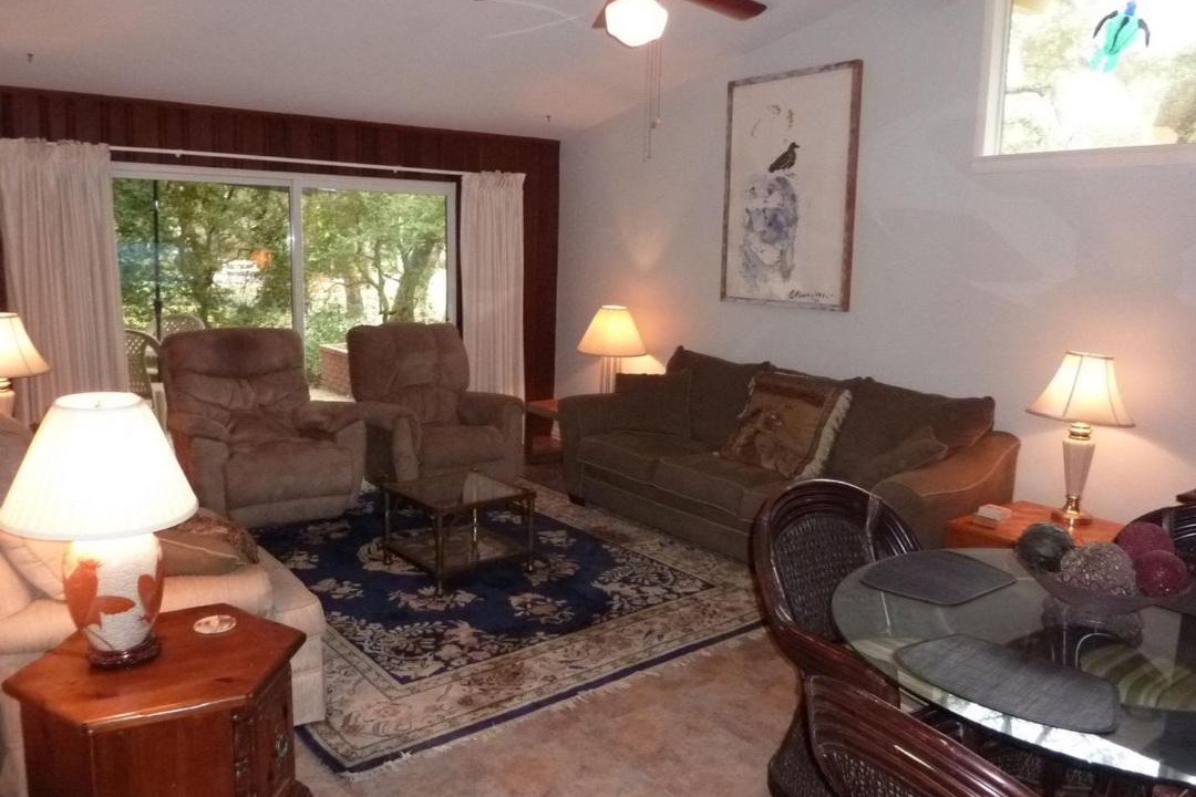 Photo of Livingroom in Jekyll Island