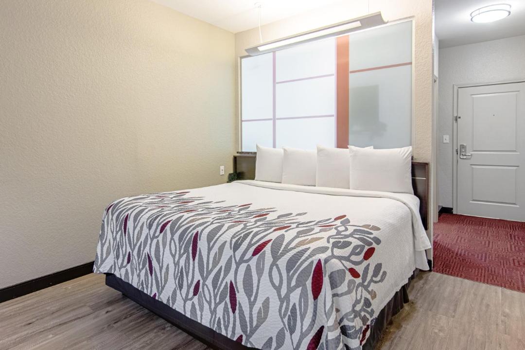 Photo of Bedroom in Locust Grove