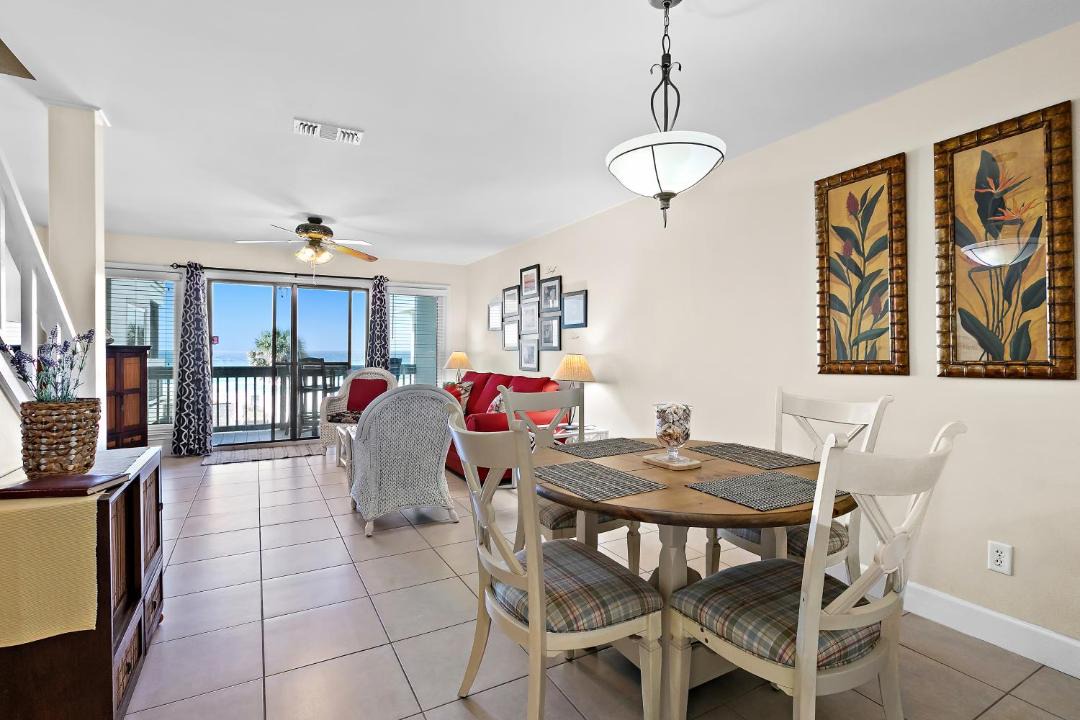 Photo of Livingroom in Sunnyside
