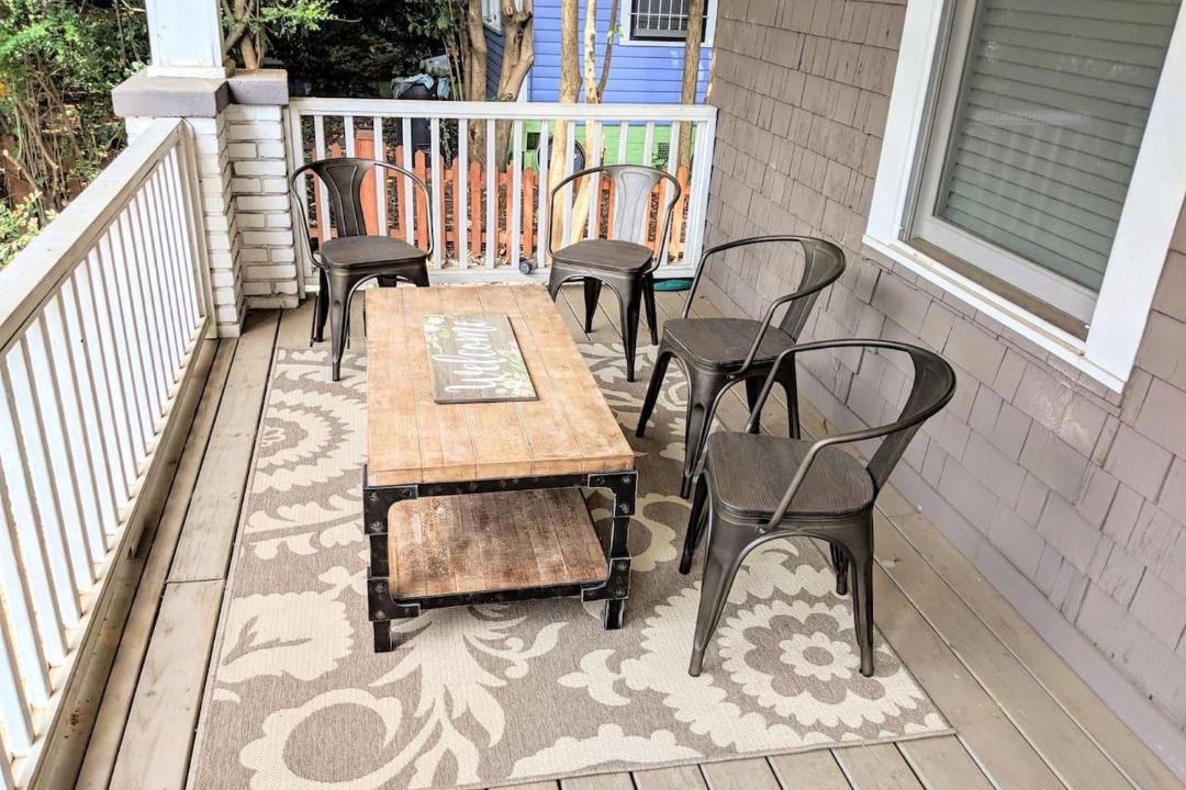 Photo of Patio Balcony in Wesley Heights