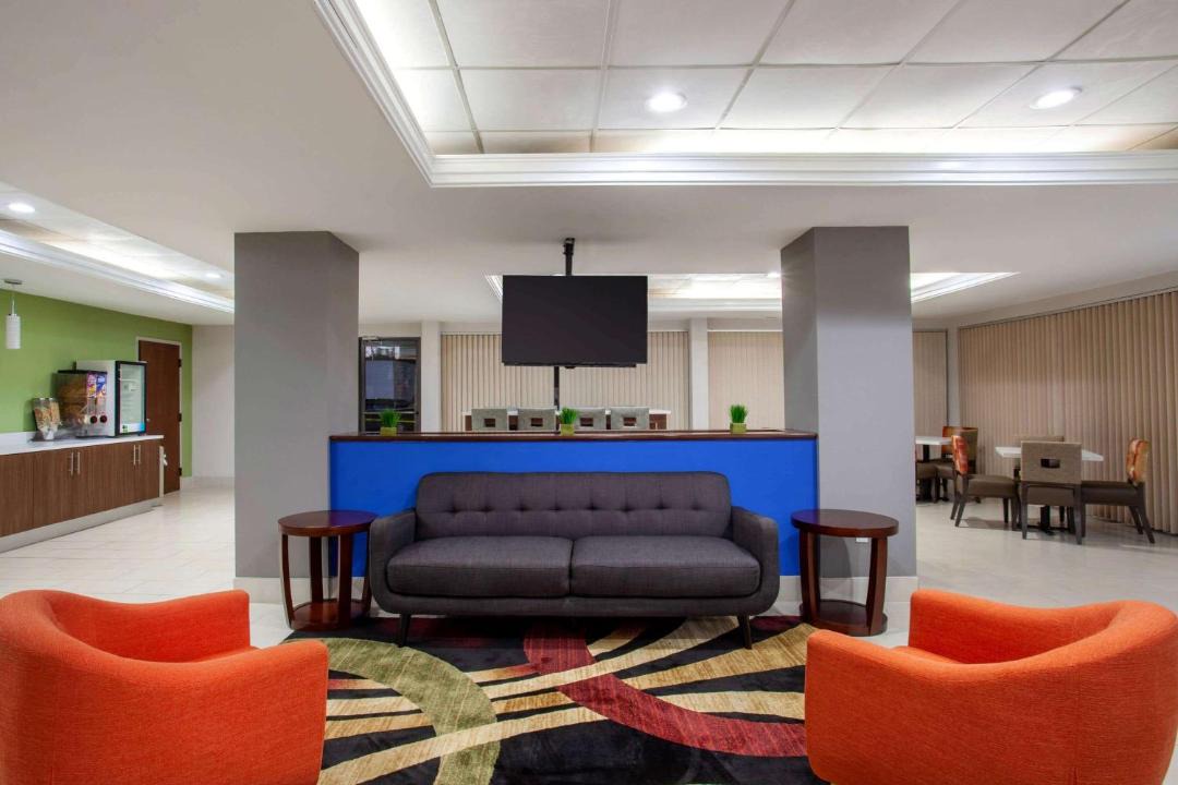Photo of Livingroom in McDonough