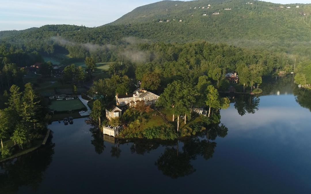 Photo of Others in Lake Toxaway