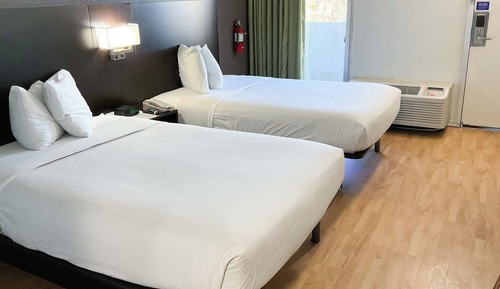 Deluxe Room, 2 Double Beds, Smoking (Kitchen)