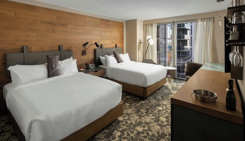 Room, 2 Queen Beds, City View (Hearing Accessible)